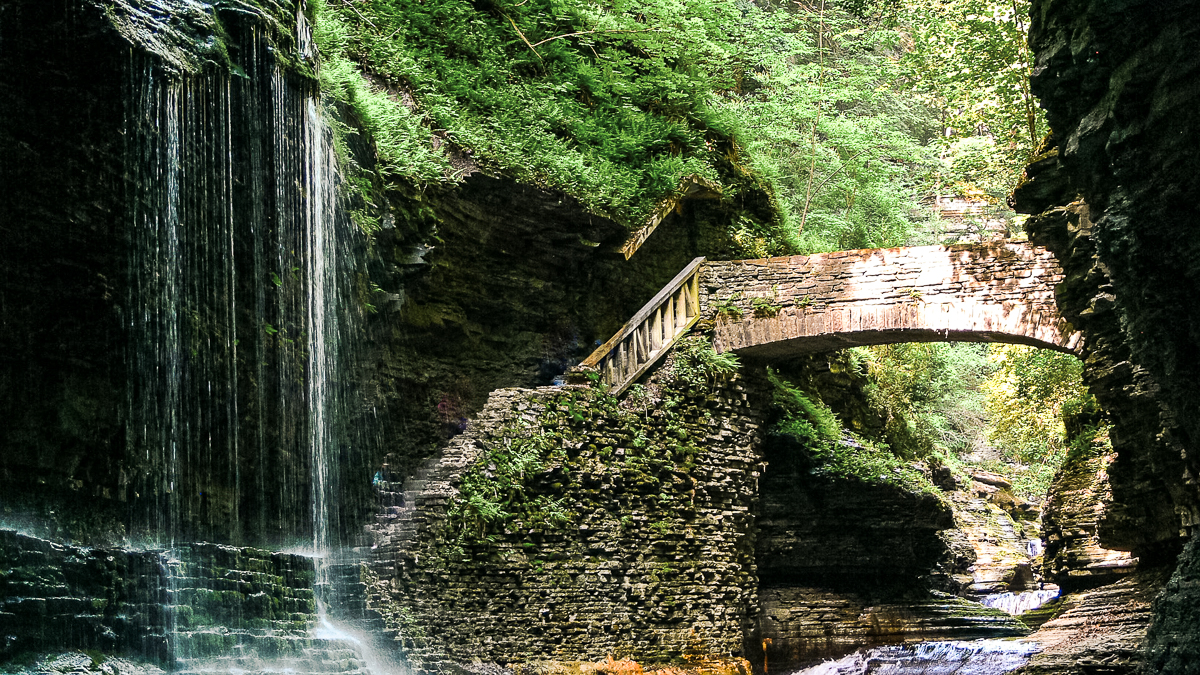 Beautiful gorge with a waterfall you can walk behind in Watkins Glen State Park