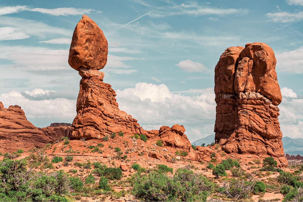 Hike Arches National Park to see rocks balancing on each other