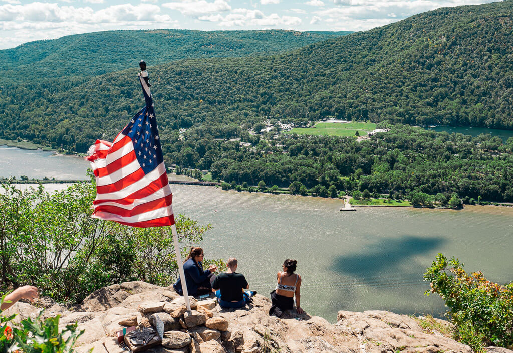 American flag waving in the wind on Anthony's Nose Hike