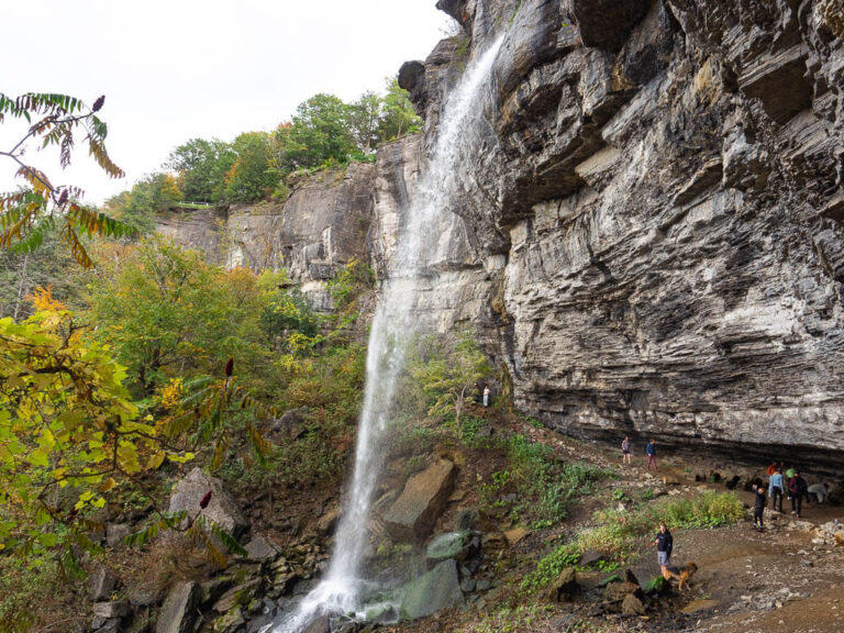 How to Hike the Indian Ladder Trail at Thacher State Park - Traveling ...